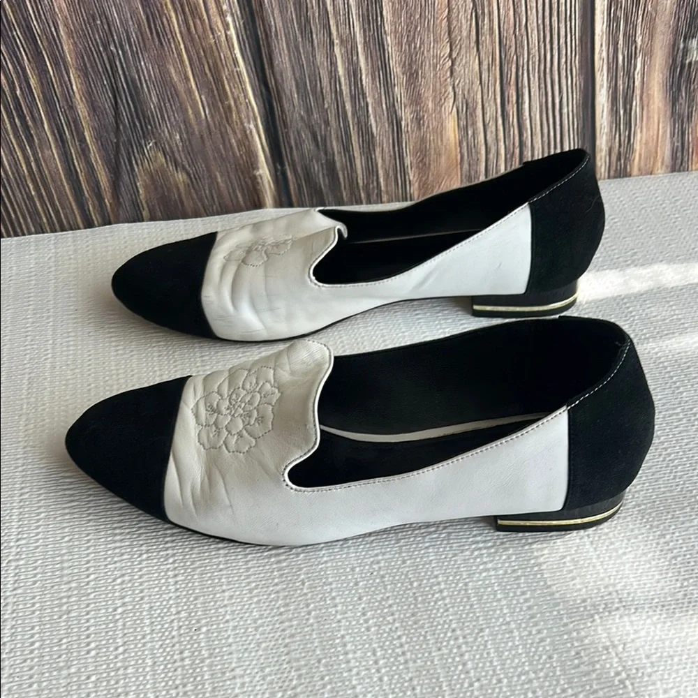 Anne Fontaine Black and‎ White Floral Loafers - Picture 3 of 11